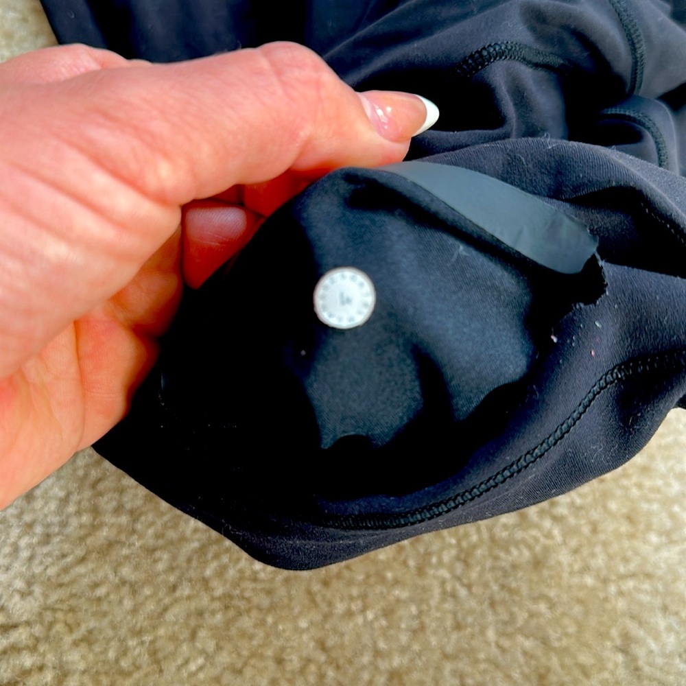 Lululemon In Movement Tight - Picture 2 of 2